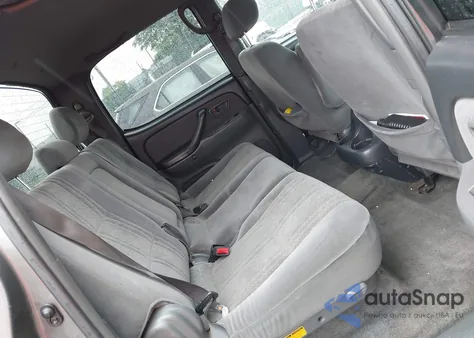 2004 Toyota Tundra Sr5 V8 z USA, uszkodzony, nr VIN 5TBDT44124S439652